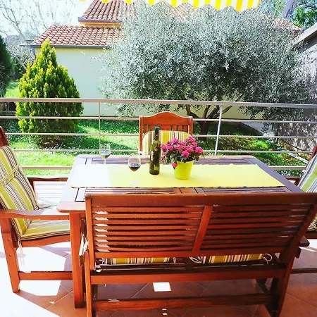 Yellow House Appartement